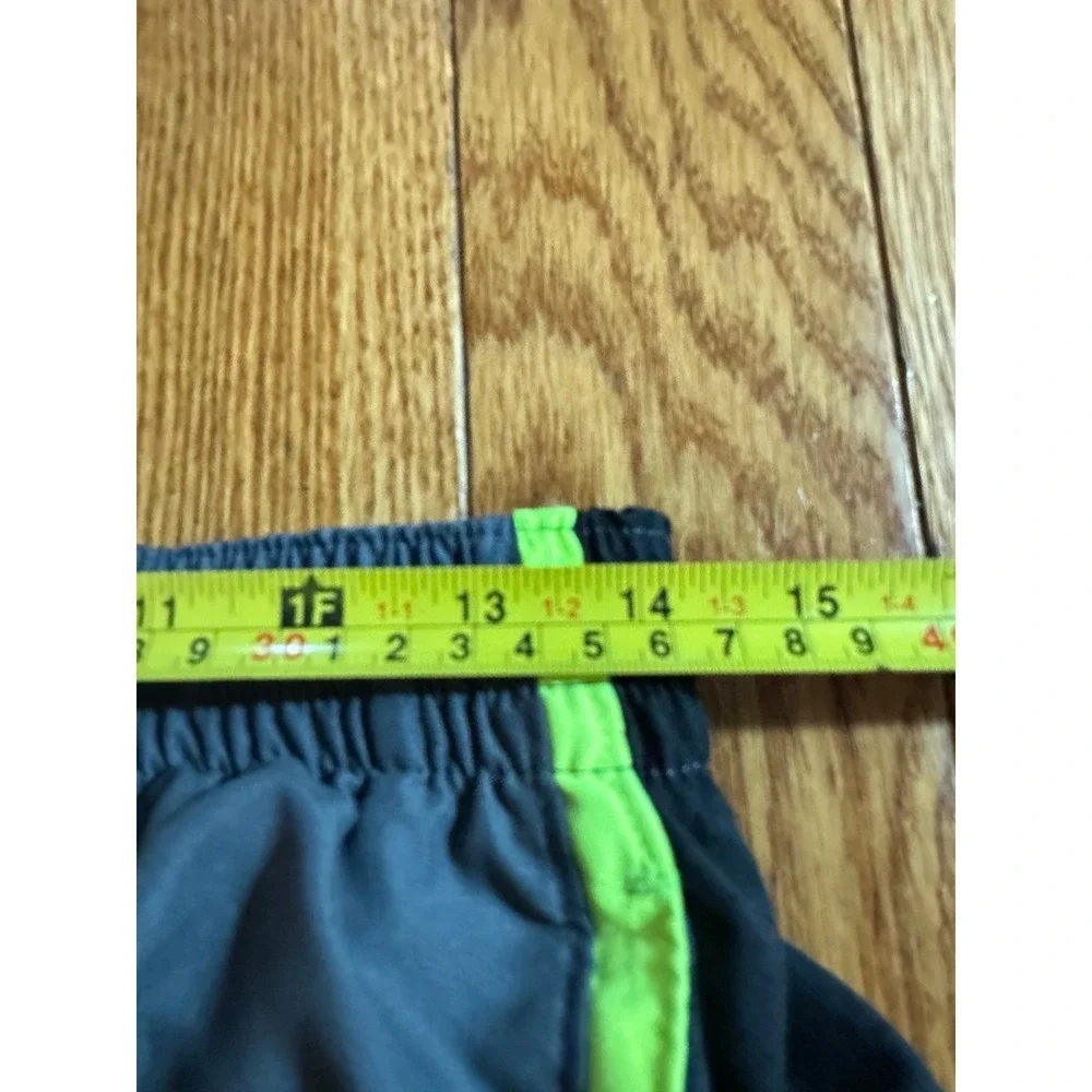 Nike Men's Core Contend 8